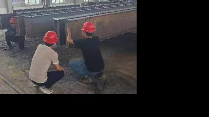 【同心抗疫 共克時艱】裝備公司各生產(chǎn)經(jīng)營單位疫情防控、生產(chǎn)經(jīng)營工作“兩手抓” “兩不誤”