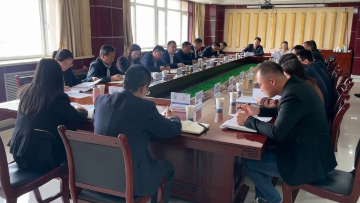 黨委書記、董事長劉亞雄一行調(diào)研格賽克公司